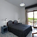 Aparthotel Martinica 3*