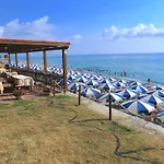 Aparthotel Martinica 3*