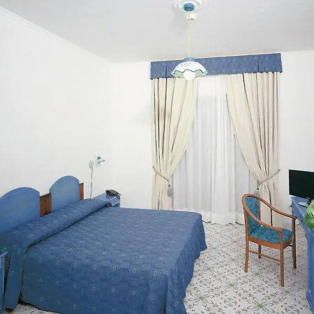 Martinica 3*
