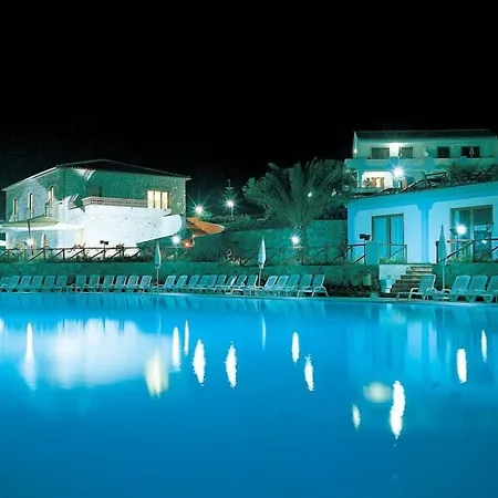 מלון דירות Martinica 3*