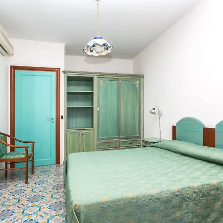 Martinica Aparthotel 3*