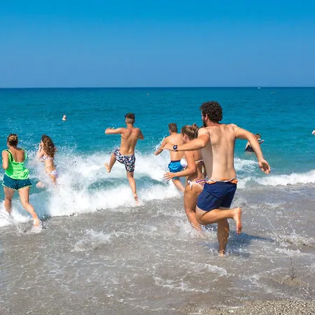 Martinica Apartahotel