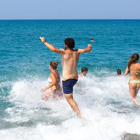 Apartahotel Martinica 3*