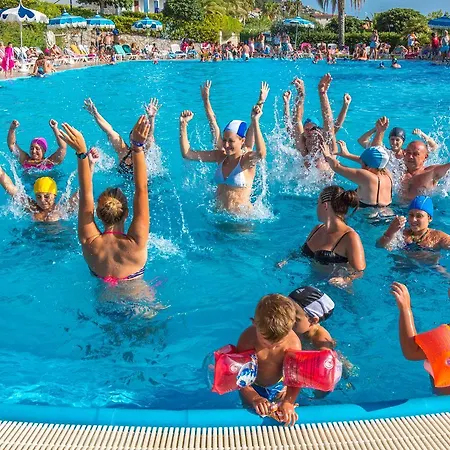 Aparthotel Martinica 3*