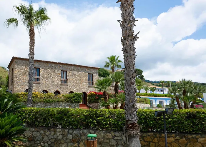 Martinica Aparthotel 3*