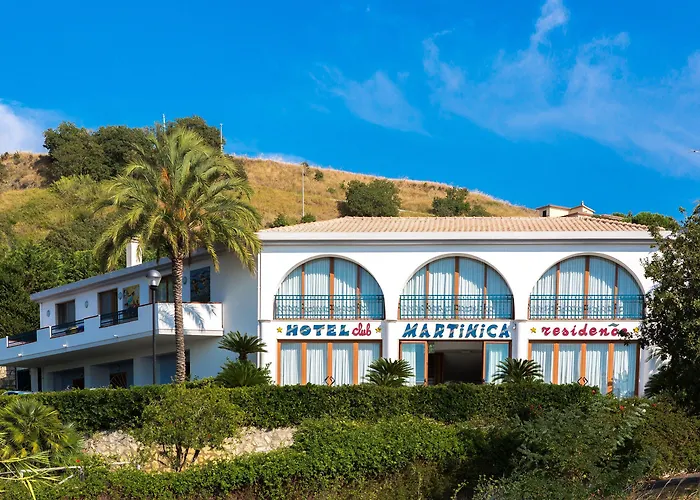 Martinica 公寓式酒店 3*